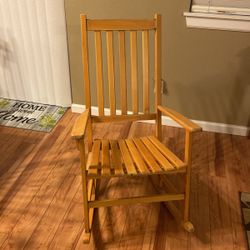 Wooden Rocking Chair 
