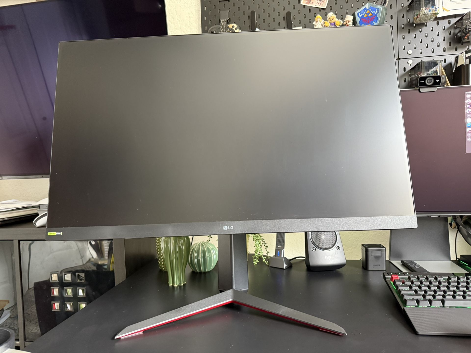 LG Ultragear 32” Nano IPS 1ms G sync HDR Monitor 165 Hz
