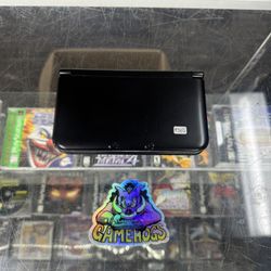 Nintendo 3DS XL $210 Gamehogs 11am-7pm