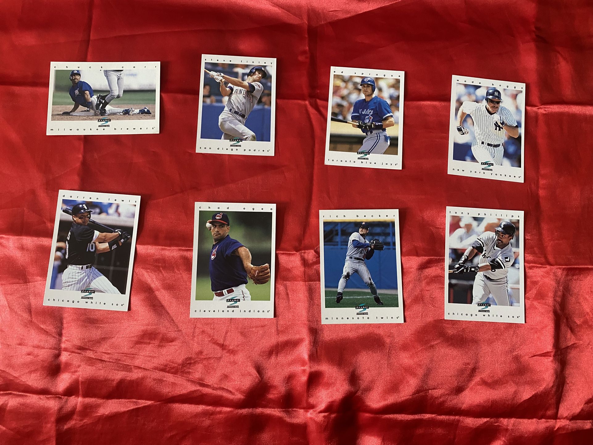 Lot of 8 baseball cards