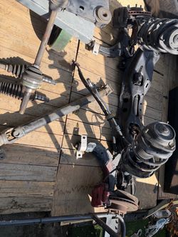 05 Subaru Impreza 2.5 front and rear assembly for parts