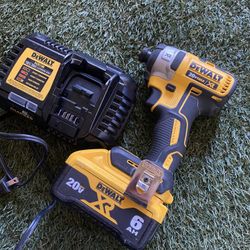 Dewalt 20 Volt Max Xr  Lithium Ion Cordless Impact Drill