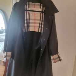Burberry Britt Hooded Rain Jacket