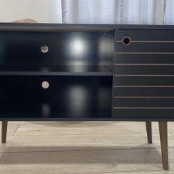 Tv console 