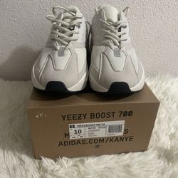Yeezy 700 Boost