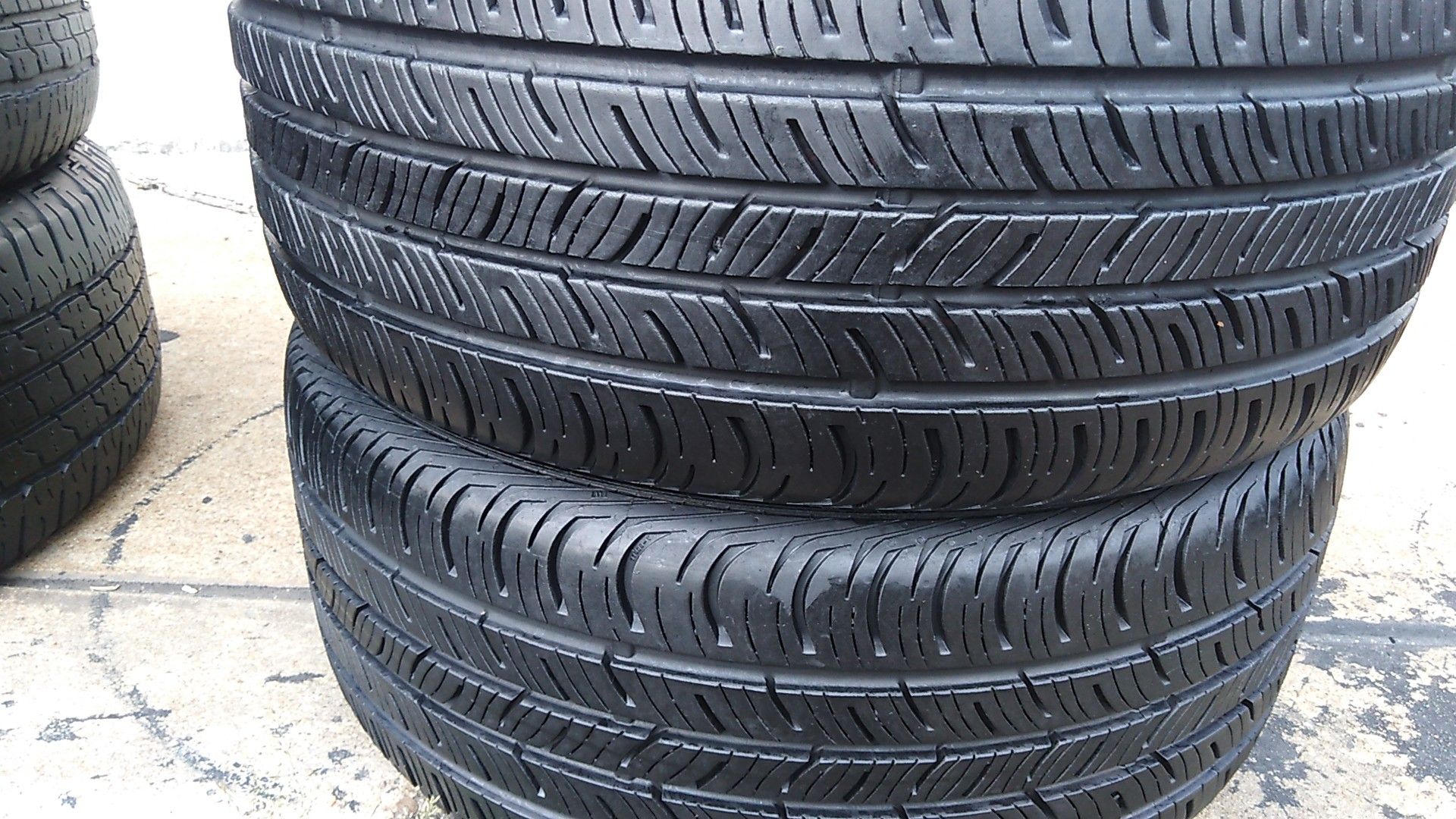 Two bright new continental tires for sale 235/40/18