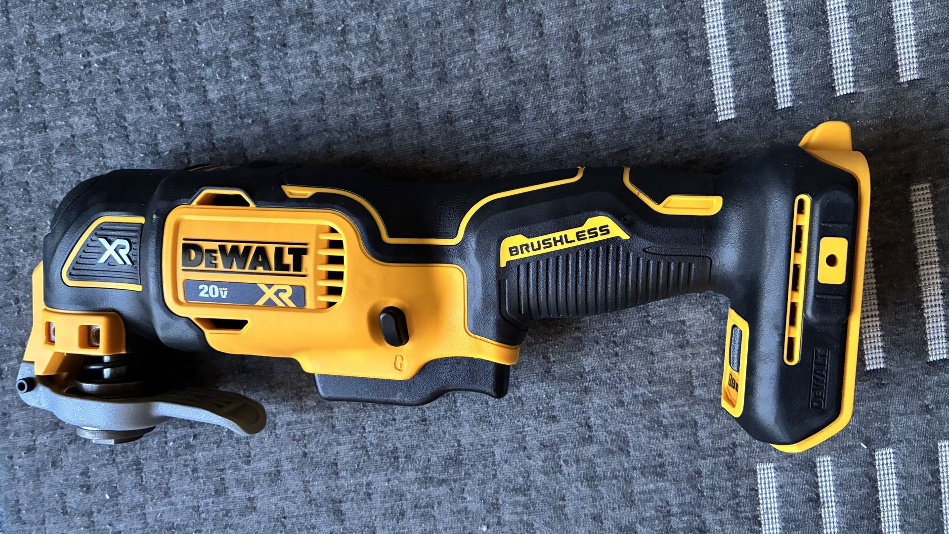 DeWalt Multi Tool  Atomic 