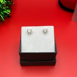 2CT Lab Round Diamond Studs