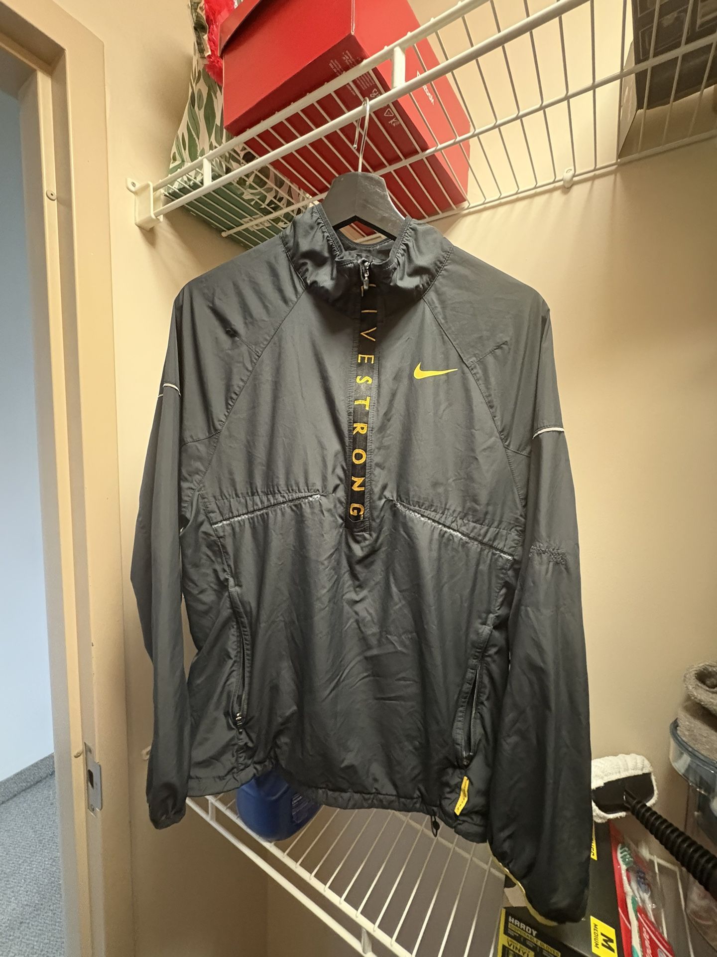 Nike Windbreak Jacket Size Small