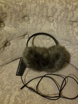 Headphone earmuffs