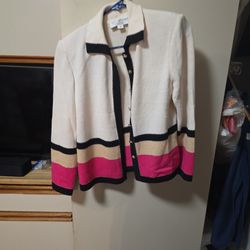 ST. JOHN Gold Button Cardigan Size 2 USA Made Pink Black & Ivory Valentine's Day