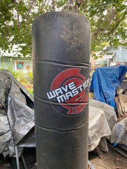 6ft tall heavy bag plus accessories