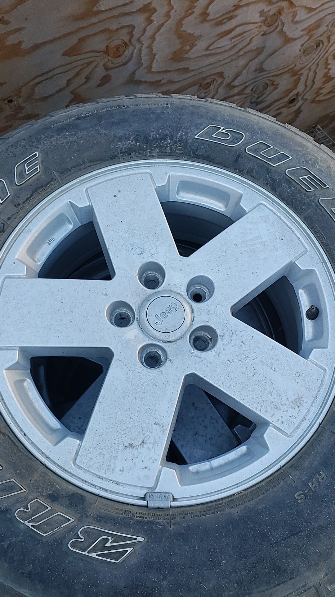 Jeep wheels and tires