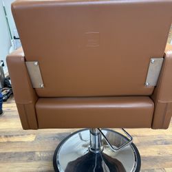 Minerva Avant Styling Chair