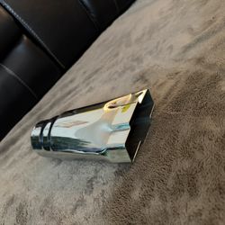 Chevy Bow Tie Muffler Tip 