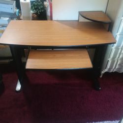 Work Desk Table