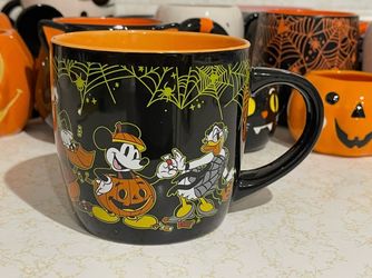 Disney Mickey & Friends Costumes Trick Treat Candy Halloween Coffee Cup Mug