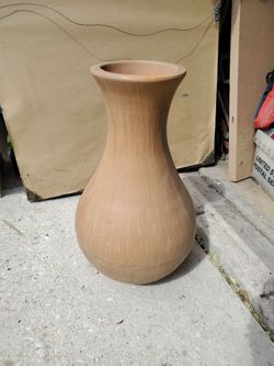 Vintage-Style Terracotta Floor Vase (29" Tall)