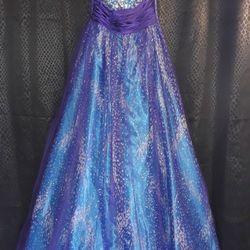 Prom gown brand new, NEVER EVEN TRIED ON.