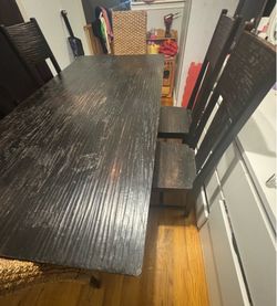 Dinner table  six chairs