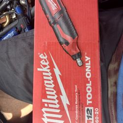 Milwaukee M12 Cordless Rotary Tool Tool Only 