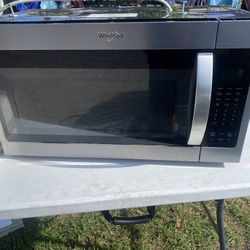 Whirlpool Microwave 