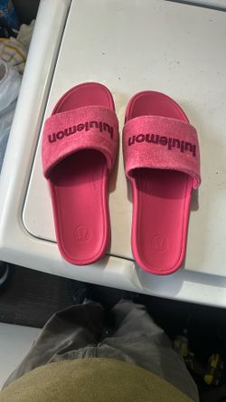 Lululemon Slides New