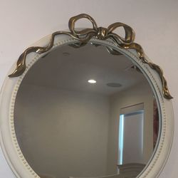 LoveShackFancy Bow Round Mirror (32")