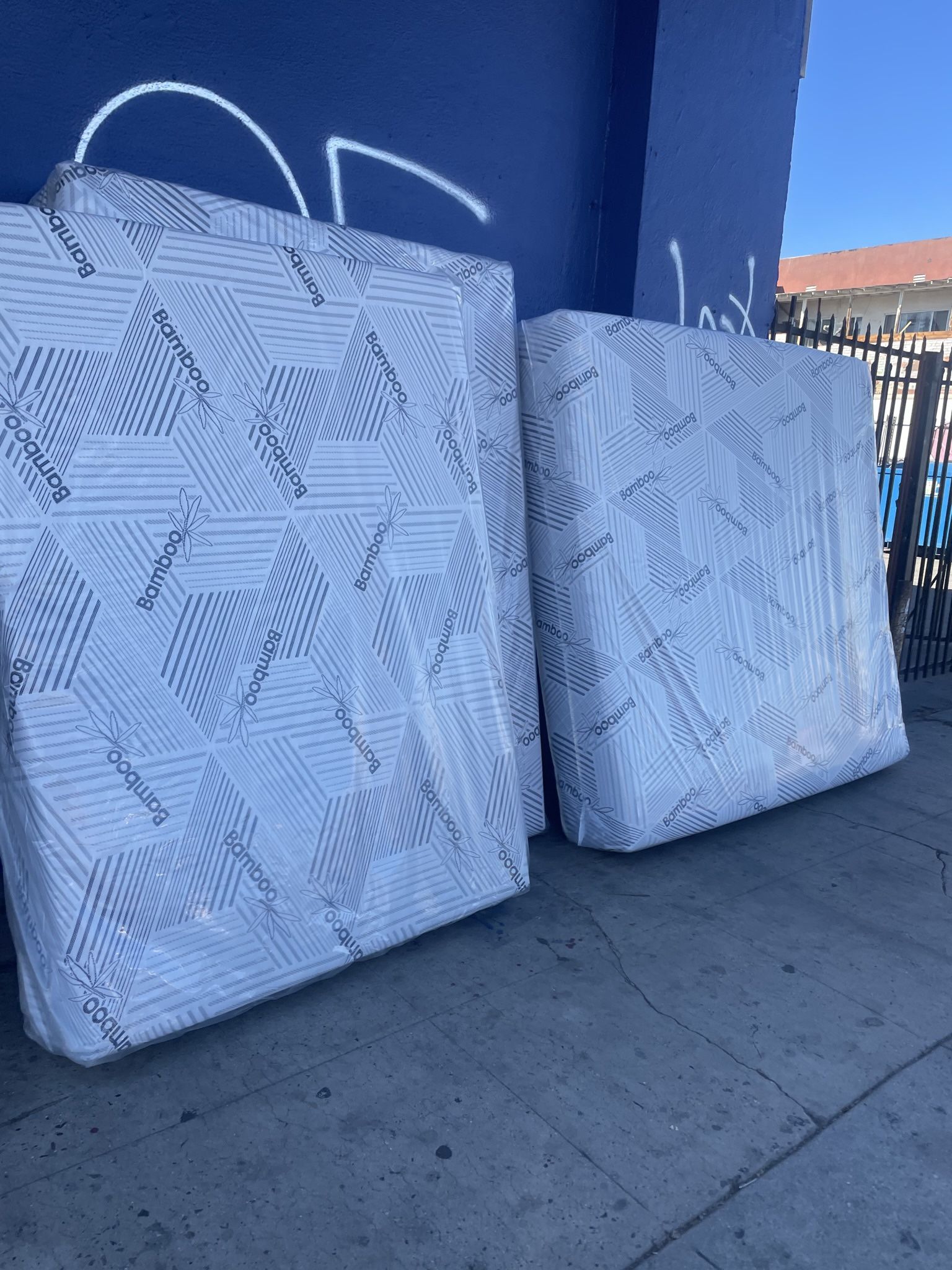 King Memory Foam Mattress 12”