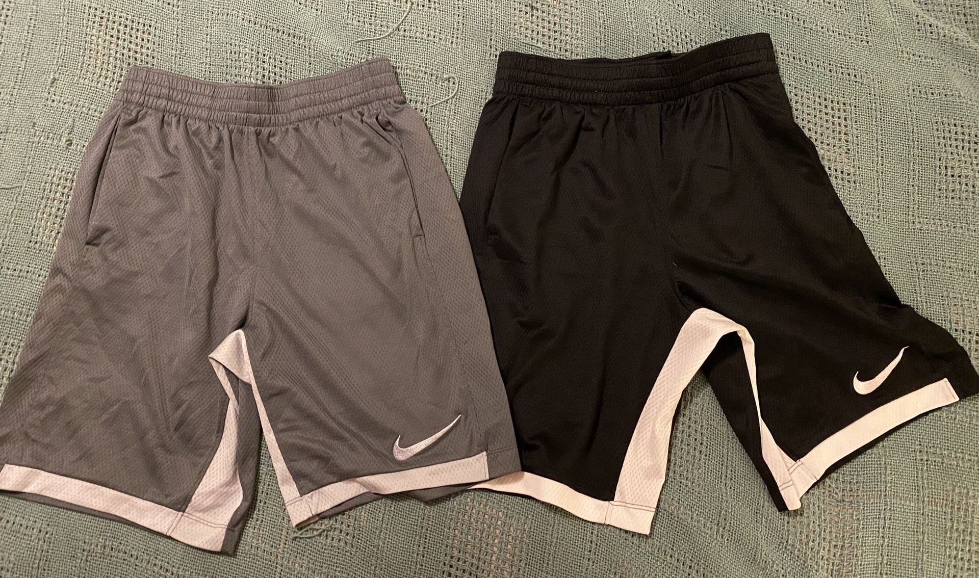 Boys Nike Shorts - Size Large