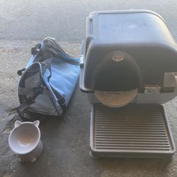 Litter Boc and cat case