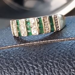 "Ring 14k Esmeralds W Diamonds"""