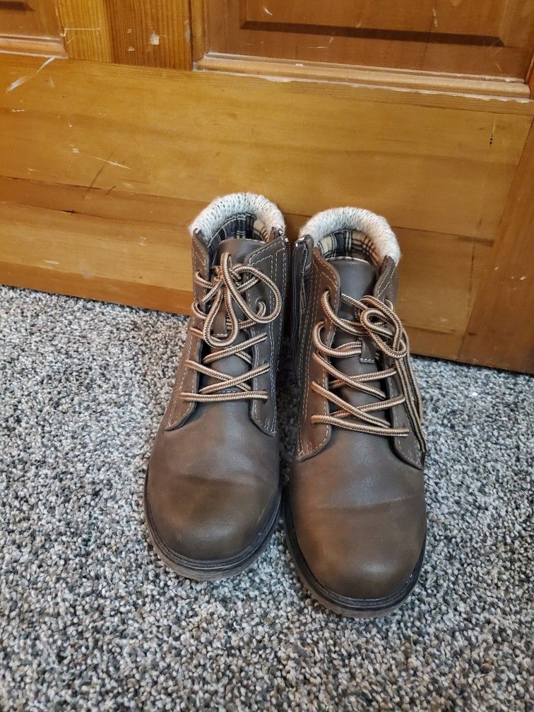Sporto Brown Ankle Boots