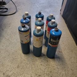 9 full 14 oz propane tanks all of them for $50 firm.