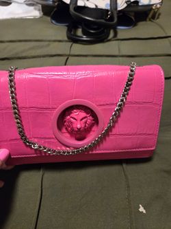 Pink Croc-Embossed Chain Clutch Bag