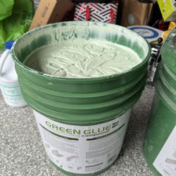 Green Glue 5 Gal And Sealant 12 Pack