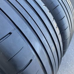 275/35/R20 Good Year Eagle F1 Run flat