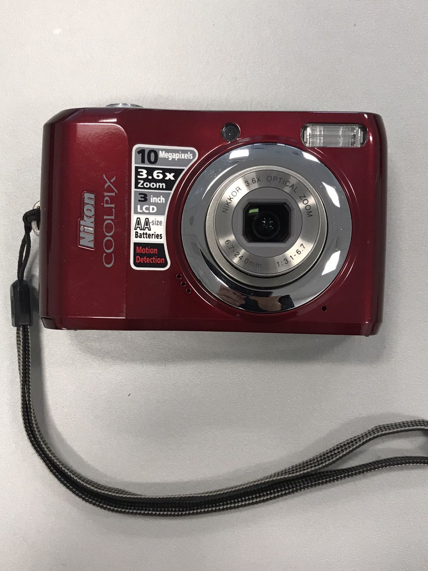 Red Nikon COOLPIX L20 10MP Digital Camera