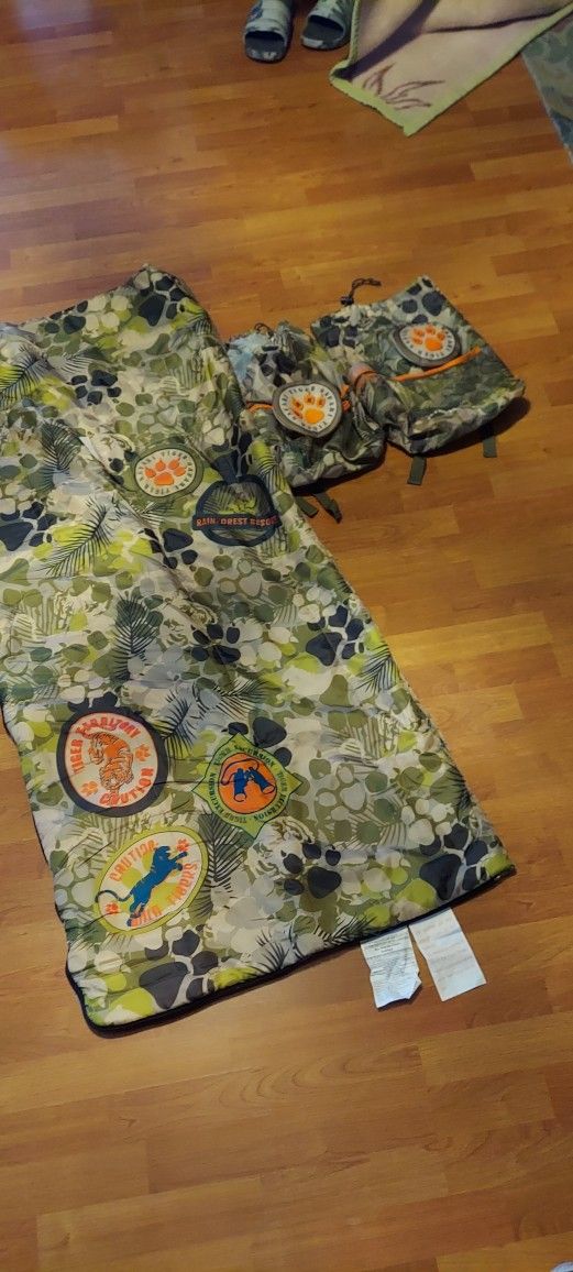 Kids sleeping bag $15