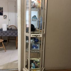 Nice Curio And Display Cabinet Asking $125 See Description For Details And Measurements Land Park Area Accepting Zelle Cash App Or Cash 