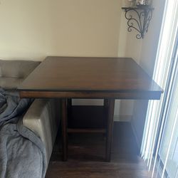 SOLID WOOD DINING TABLE (40x34x40)
