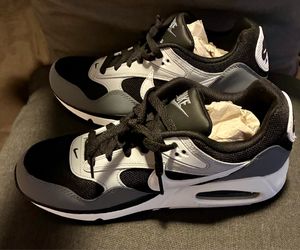 Size 8 Nike Air Max Correlate Black/Wolf Grey/White,