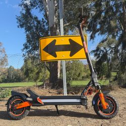 Electric scooter