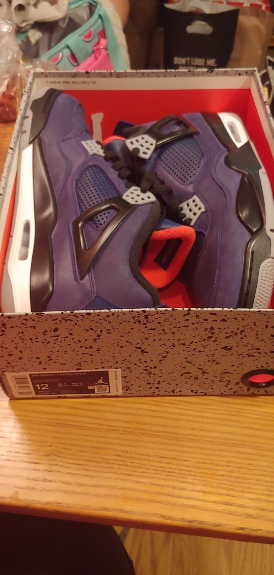 Jordan reto 4s
