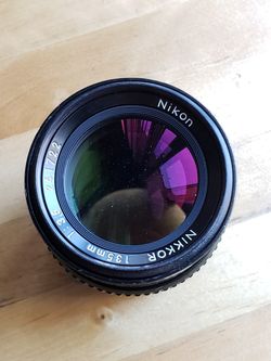 Nikon 135mm f/3.5 AI Lens