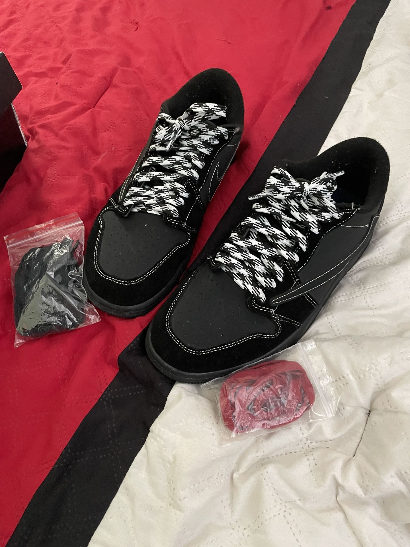 Jordan 1 Low OG Travis Scott Phantom Size 8.5