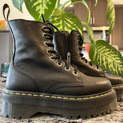 Jadon - Dr. Marten Platform - Boots 