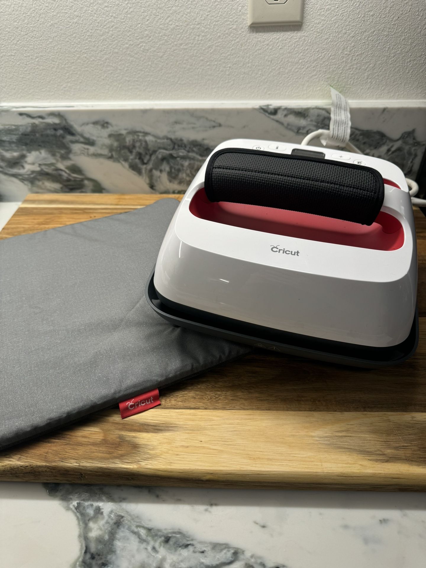 Cricut Heat Press 9X9