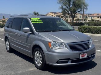 2015 Chrysler Town & Country