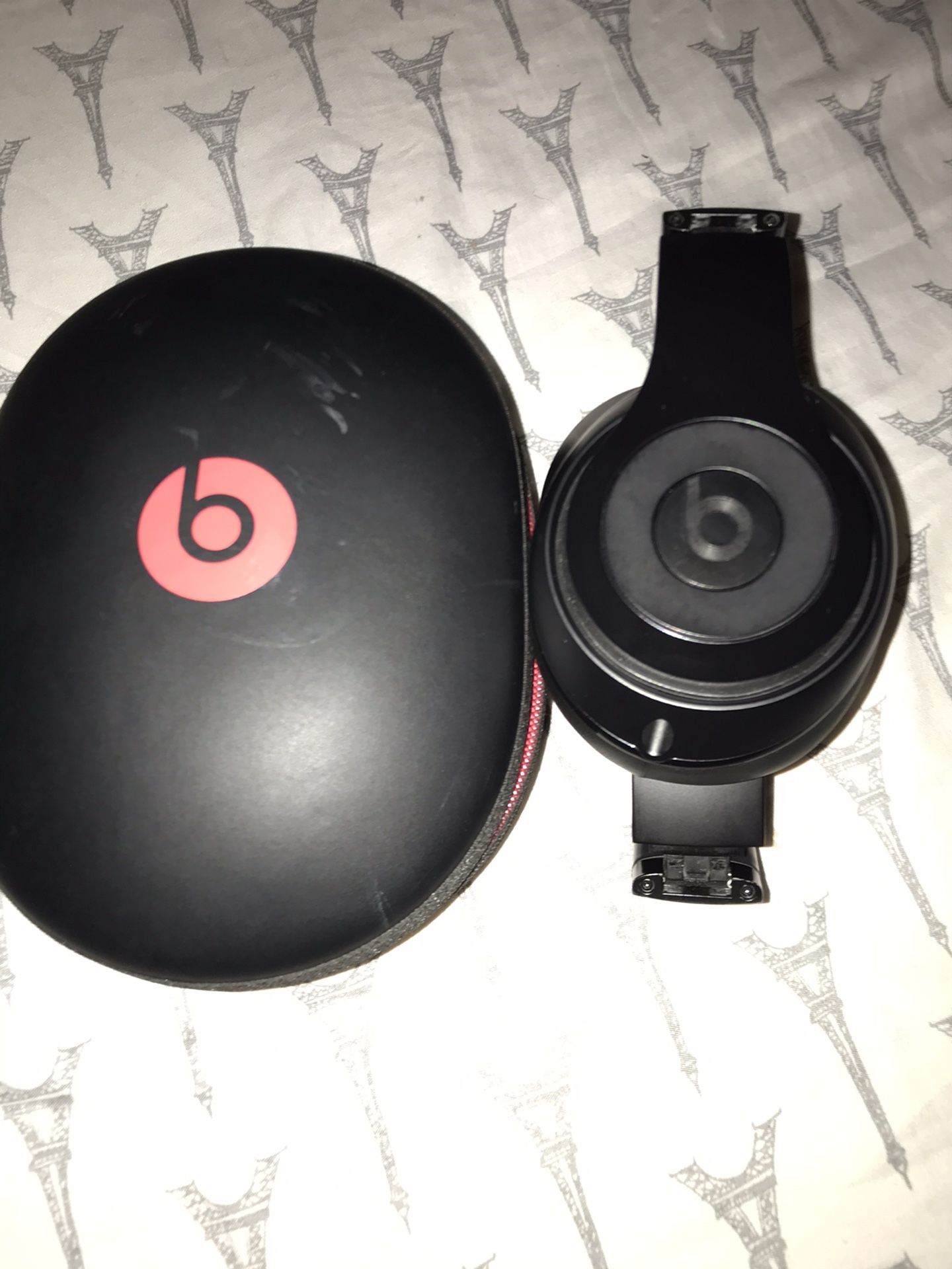 Beats studio wireless